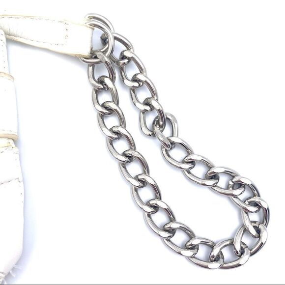 Express vintage Y2K Wristlet w/ zipper and chain detailing - Picture 4 of 5